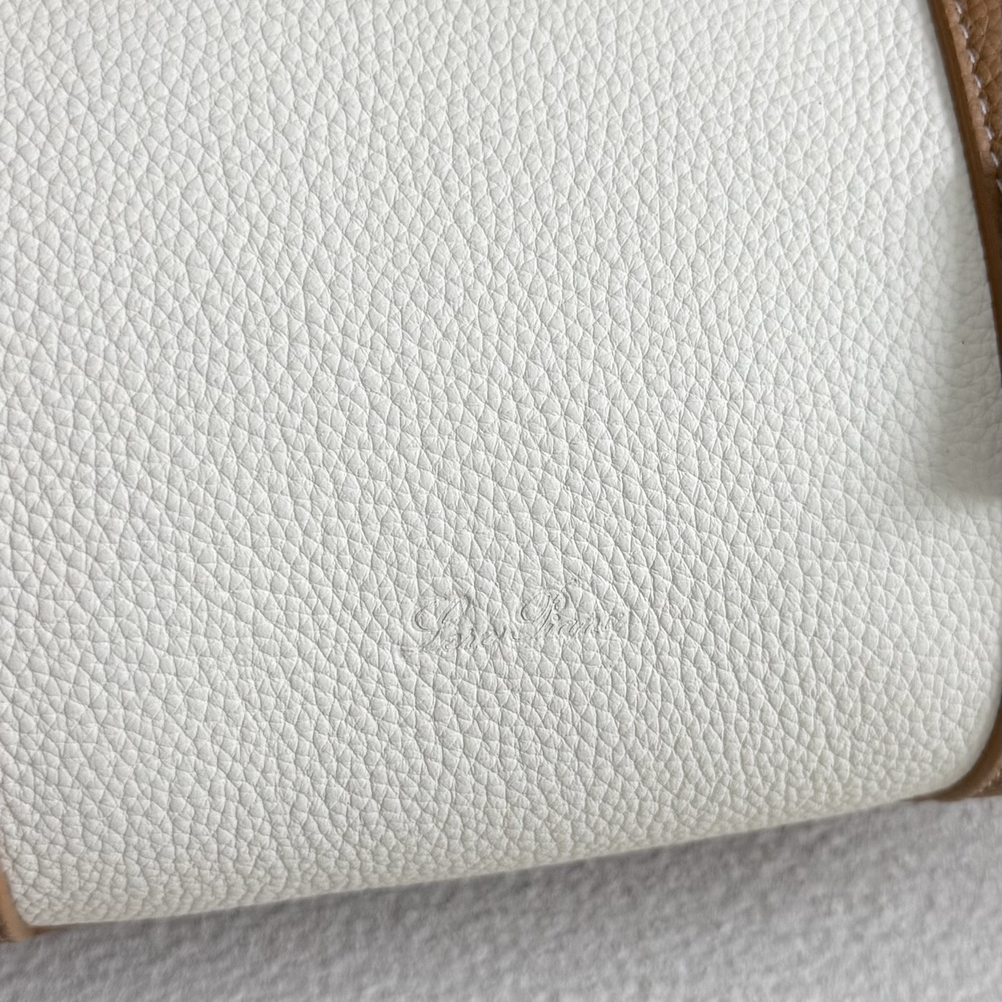 Loro Piana Loom L32 Calfskin 33x23x18cm