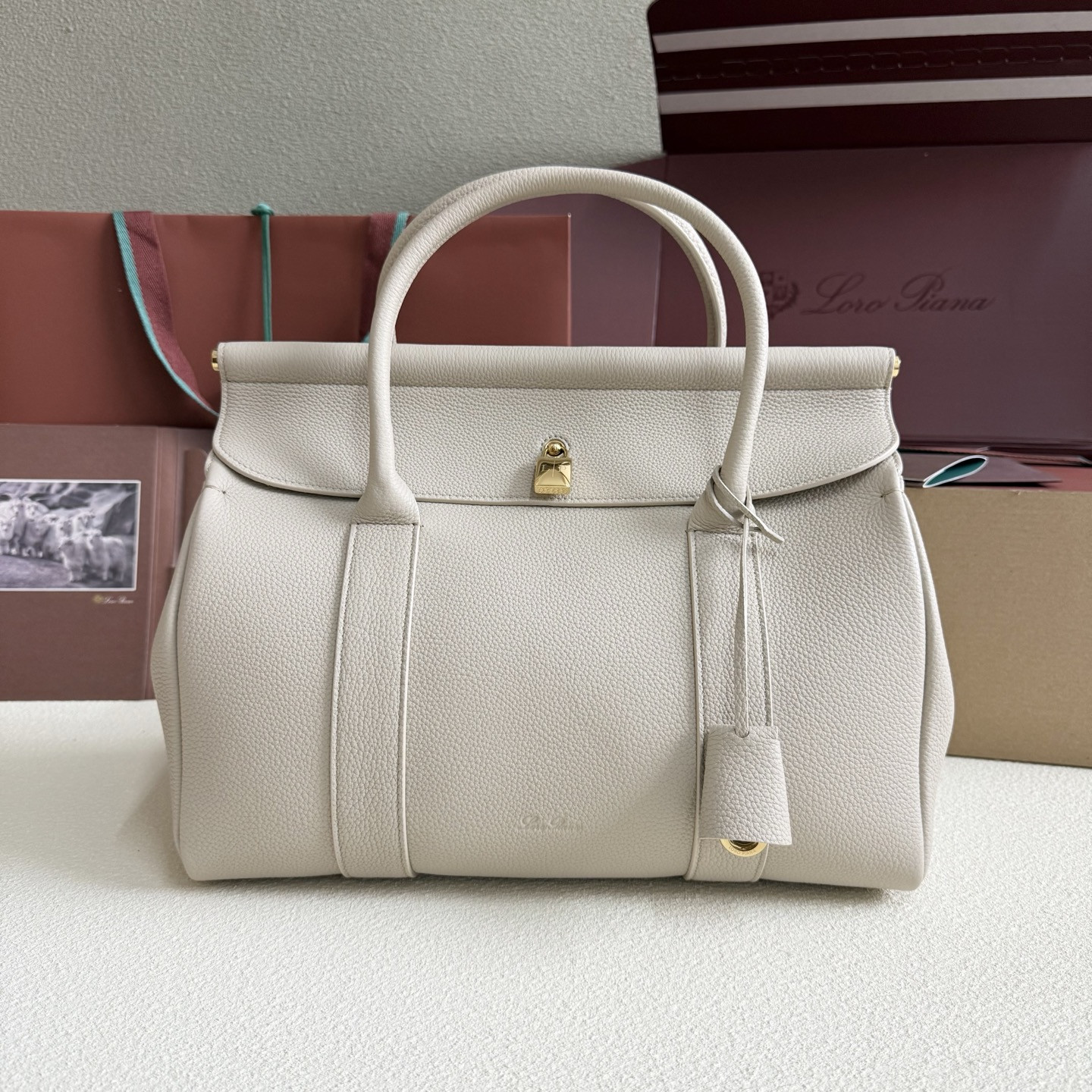 Loro Piana Loom L32 Calfskin 33x23x18cm