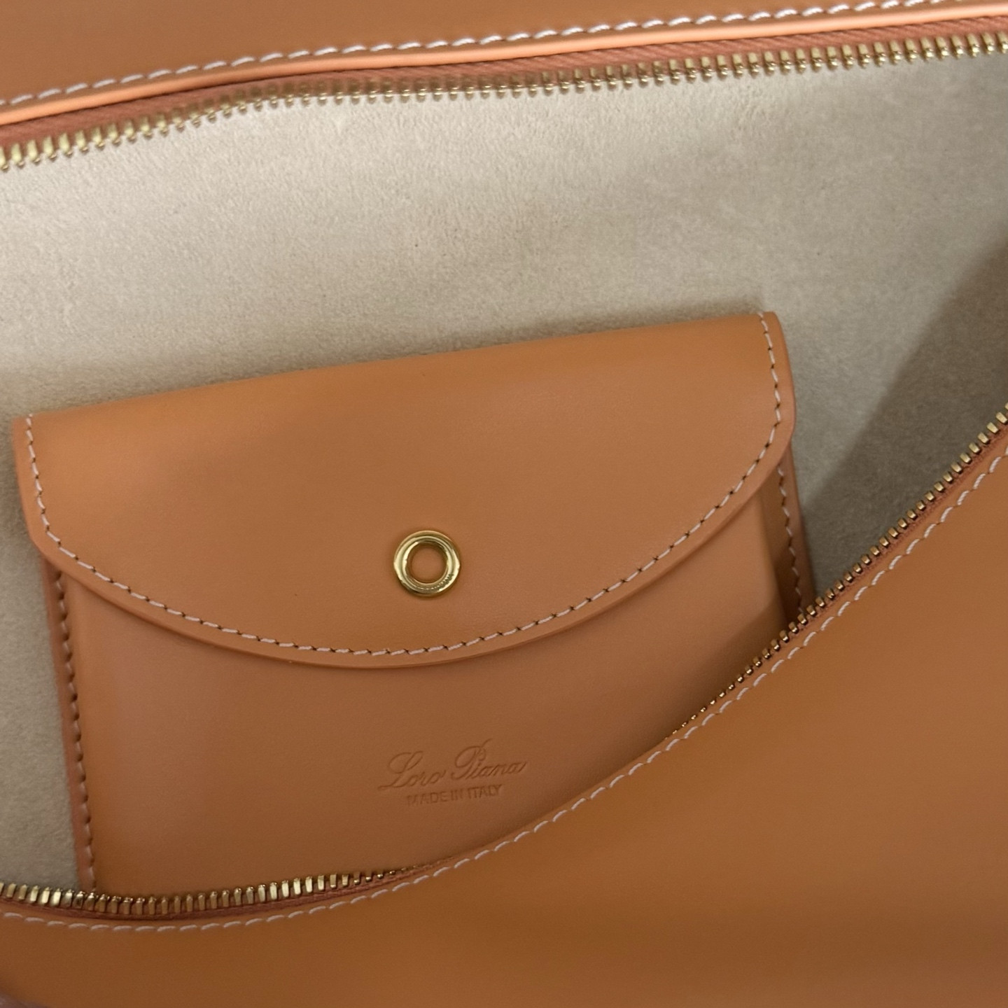 Loro Piana Extra Pocket L27 Calfskin 16x27x10cm