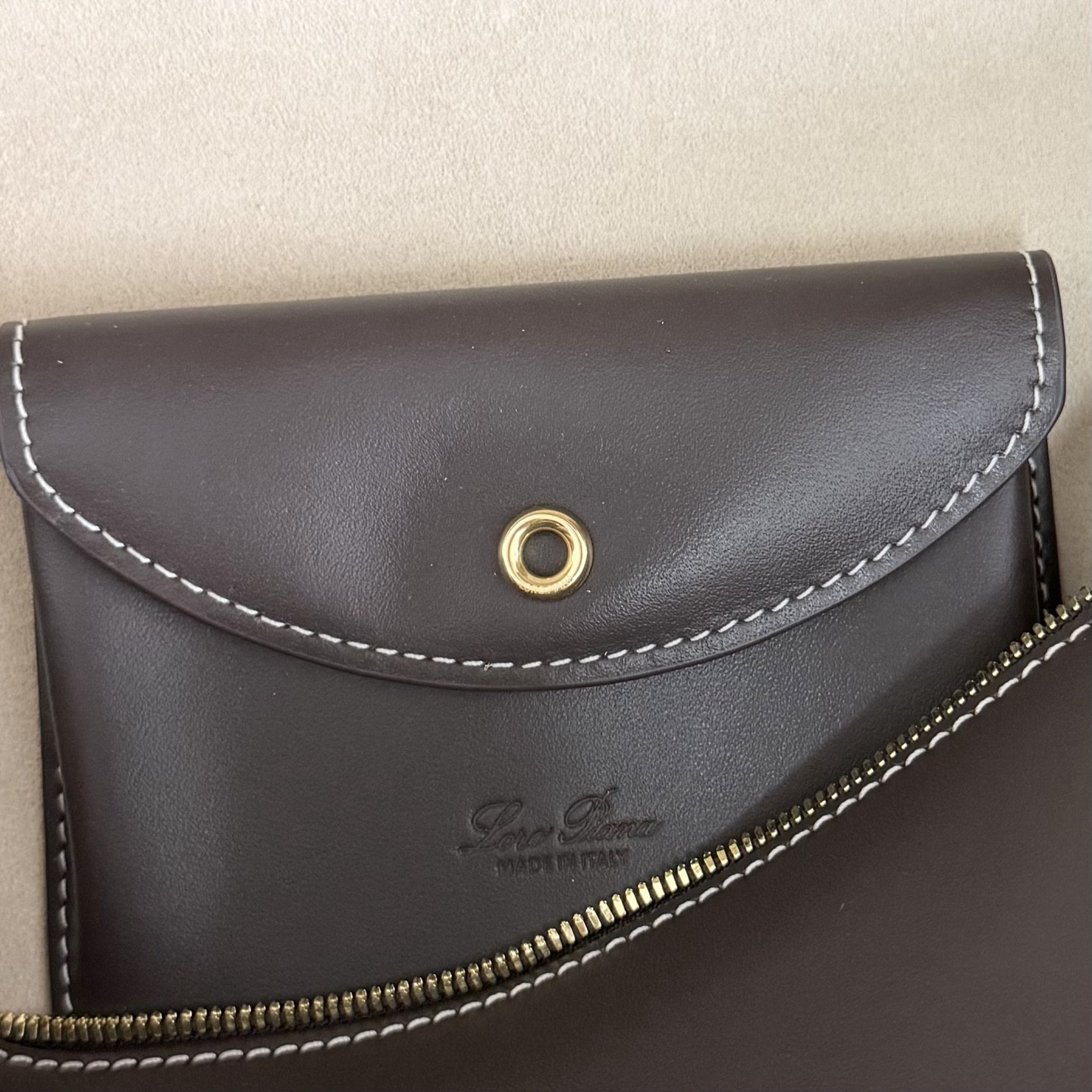 Loro Piana Extra Pocket L27 Calfskin 16x27x10cm