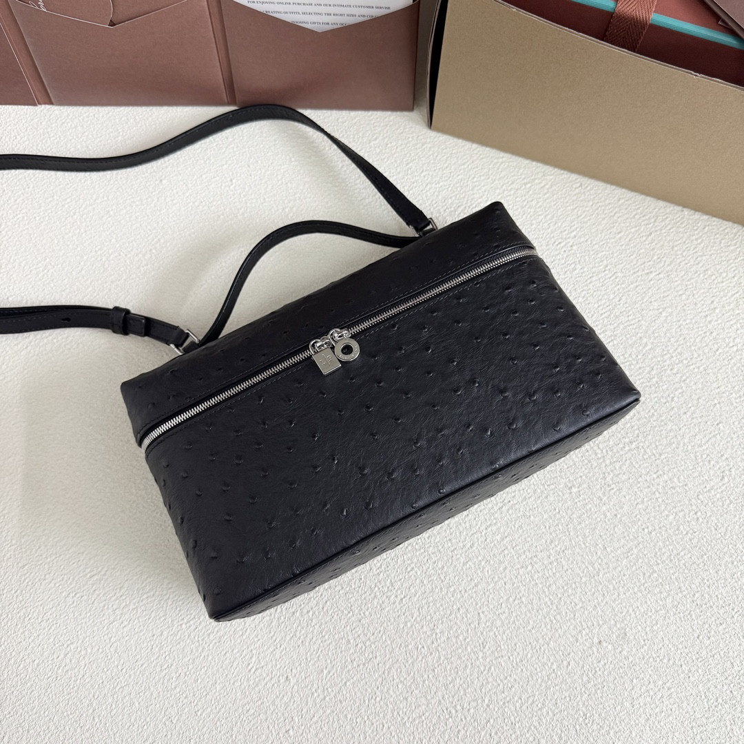 Loro Piana Extra Pocket L27 Ostrich-grained Leather 16x27x10cm