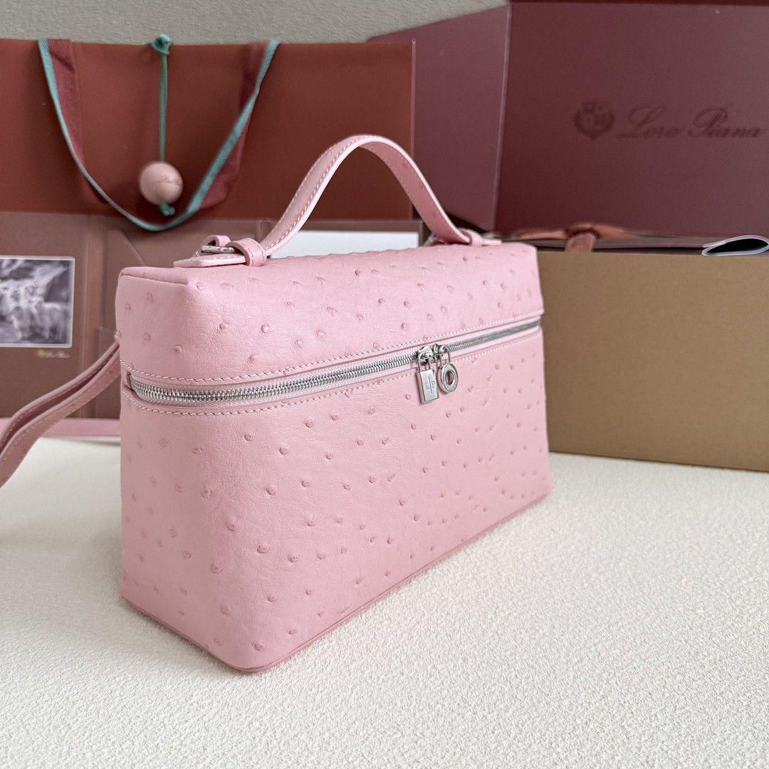 Loro Piana Extra Pocket L27 Ostrich-grained Leather 16x27x10cm