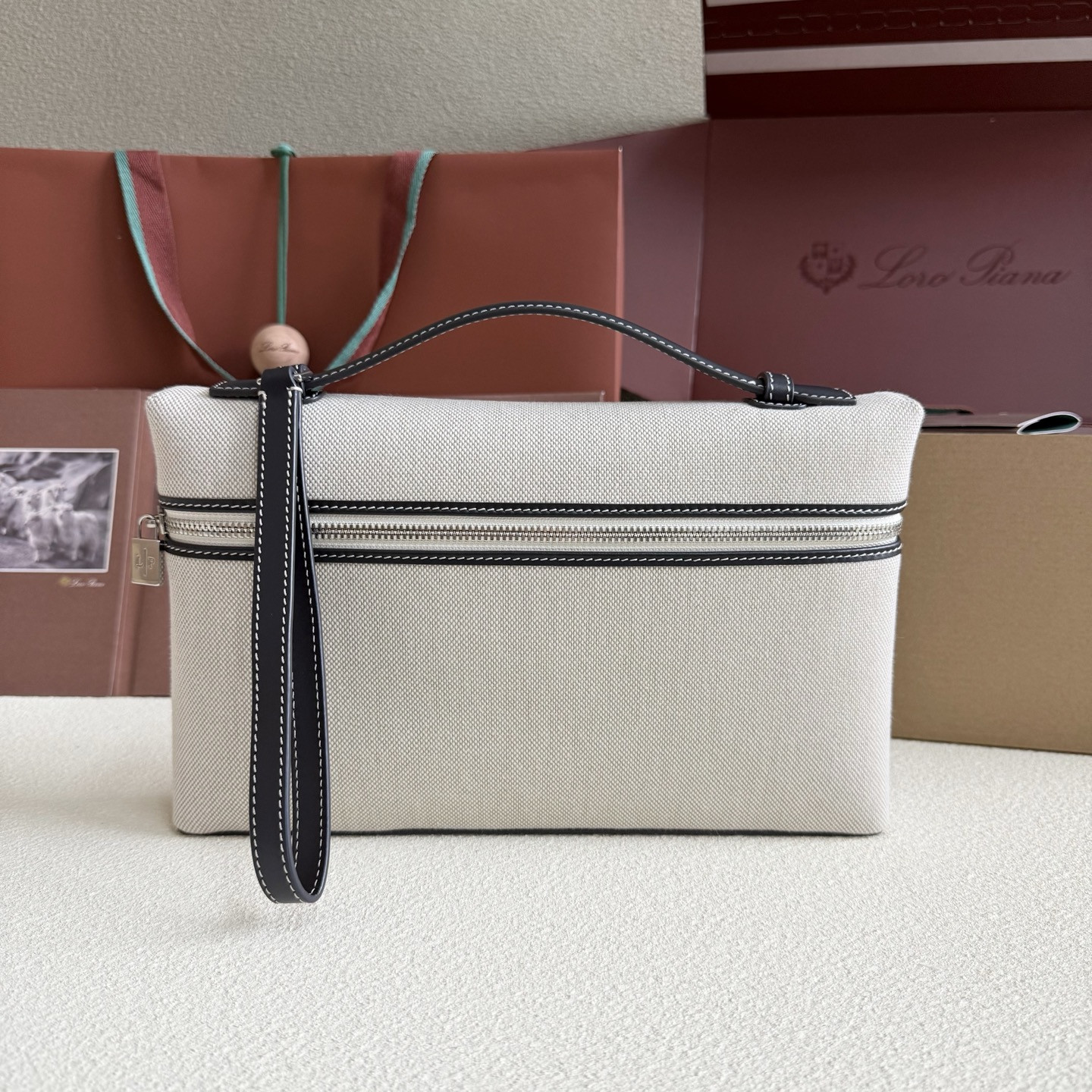 Loro Piana Extra pouch L29 29x18x5cm