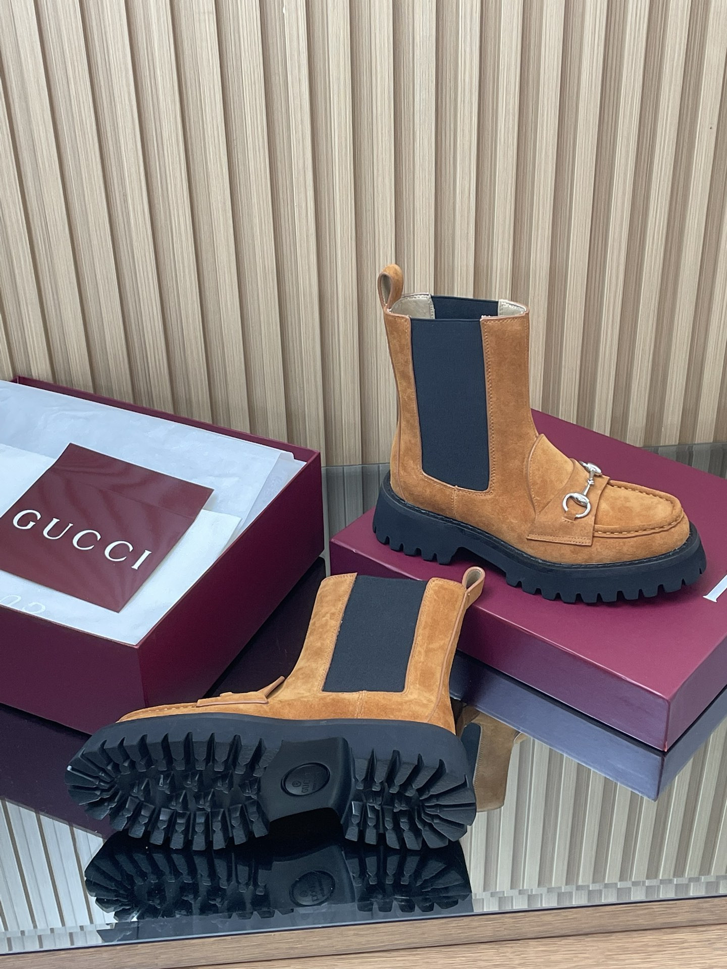 UA Gucci Women