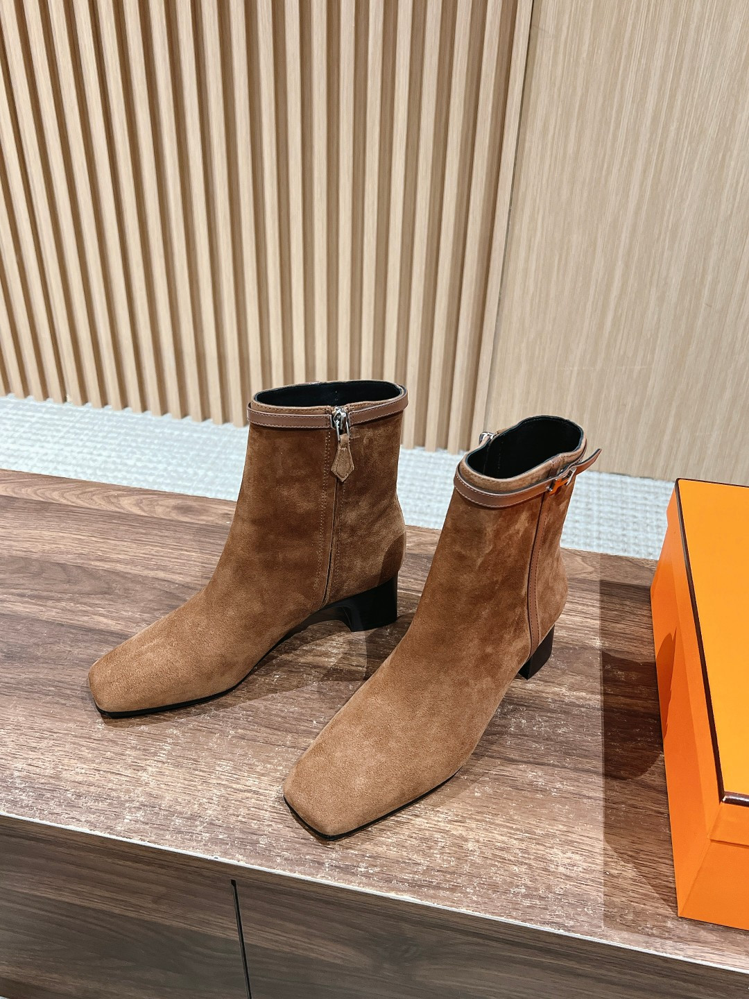 UA Hermes Boot 5cm Heel