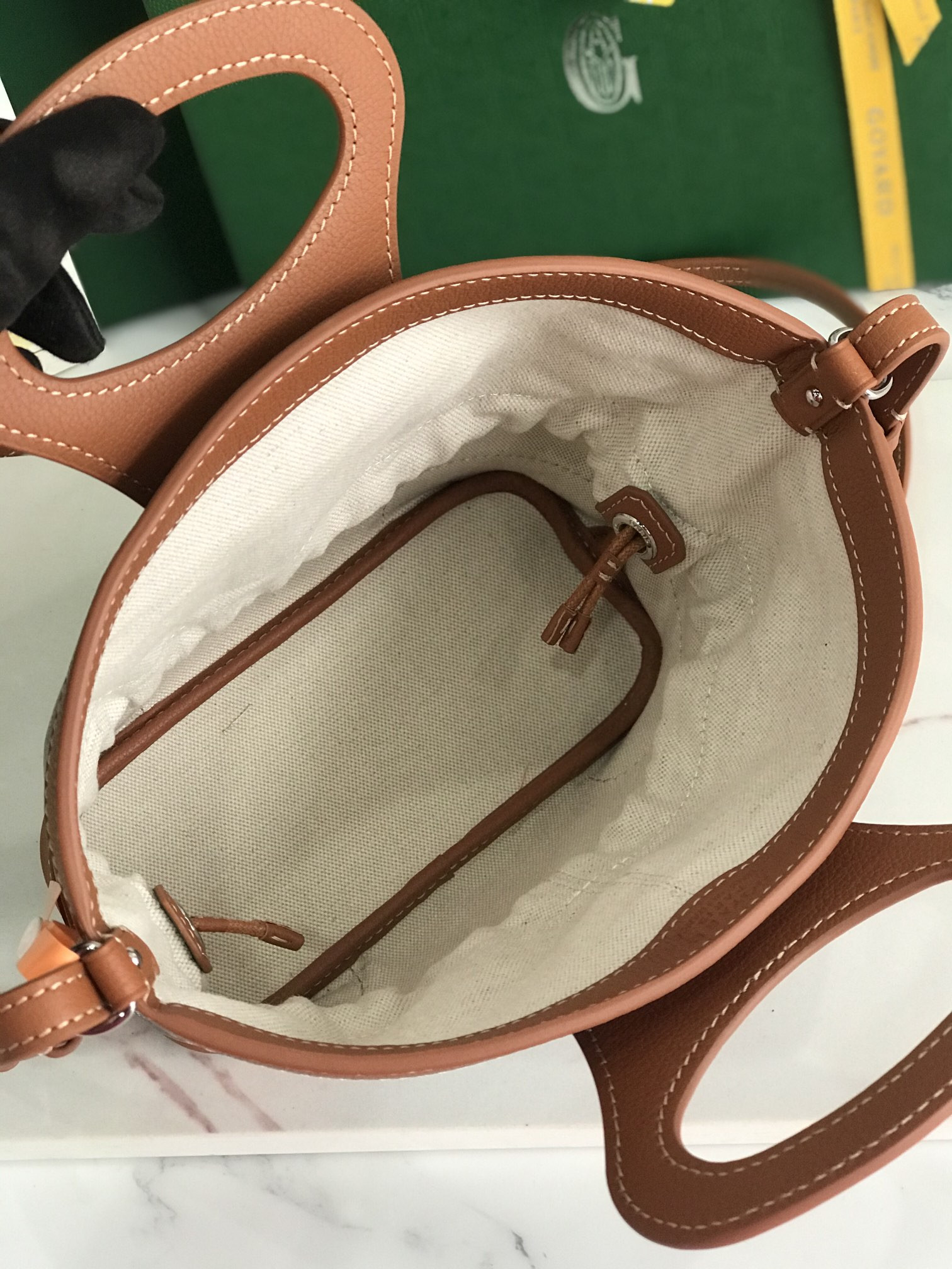 Goyard Beluga Mini Bag 23x8x18.5cm