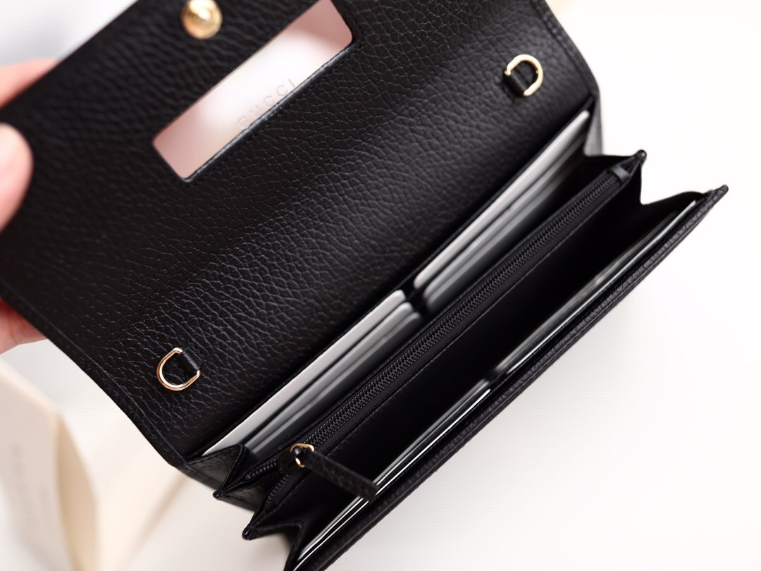 Gucci GG Marmont leather chain wallet